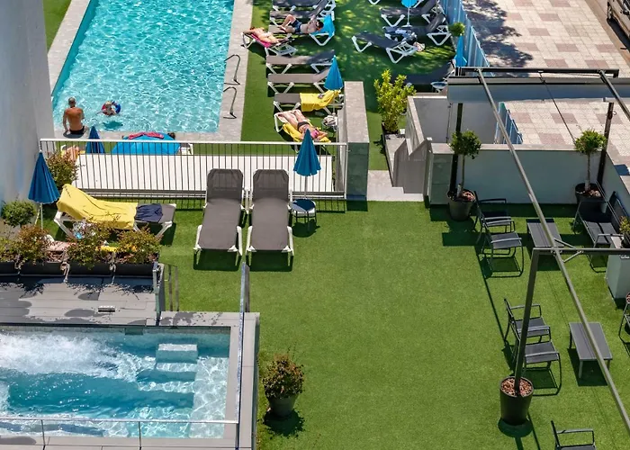 Ght Sa Riera Hotel 4*