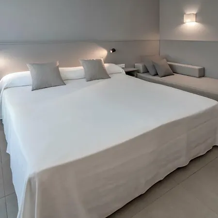 Ght Sa Riera Готель 4*